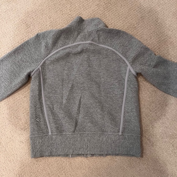 Lululemon Jacket - Picture 2 of 3